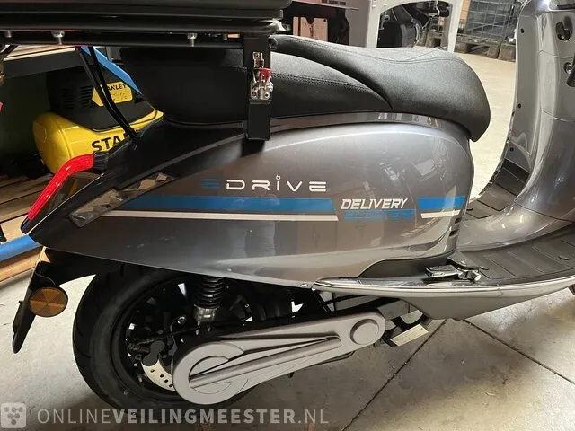 Elektrische scooter met bezorgkoffer (demontabel) edrive, torino - afbeelding 4 van  14