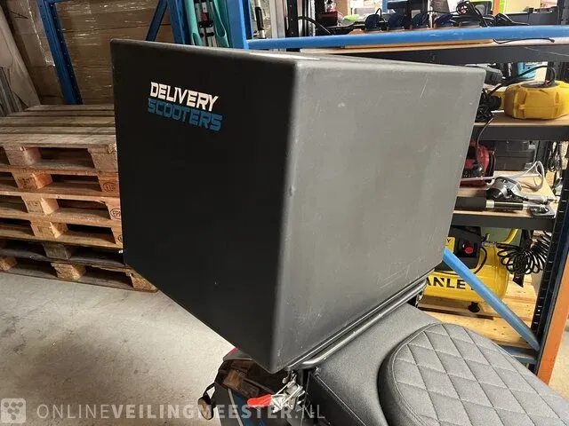 Elektrische scooter met bezorgkoffer (demontabel) edrive, torino - afbeelding 7 van  14
