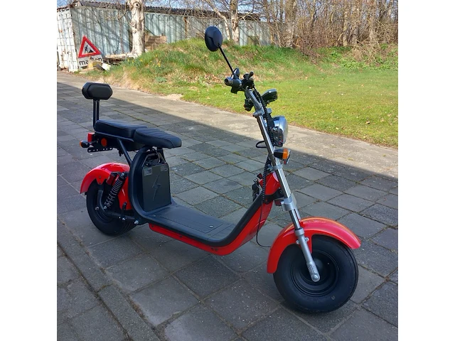 Elektrische scooter, rood, bouwjaar 2021 - afbeelding 12 van  14