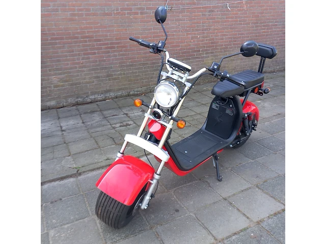 Elektrische scooter, rood, bouwjaar 2021 - afbeelding 14 van  14