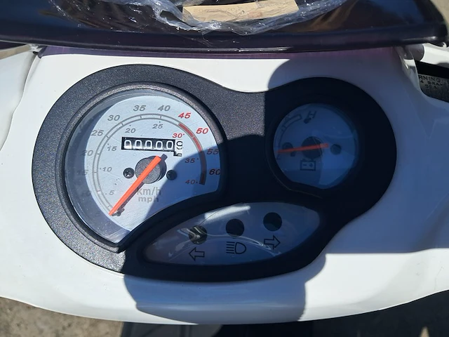 Elektrische scooter, seeyes, wit - afbeelding 7 van  19