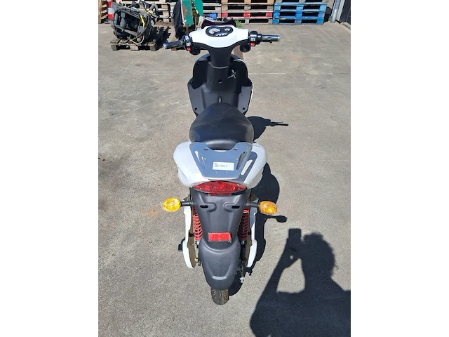 Elektrische scooter, seeyes, wit - afbeelding 14 van  19