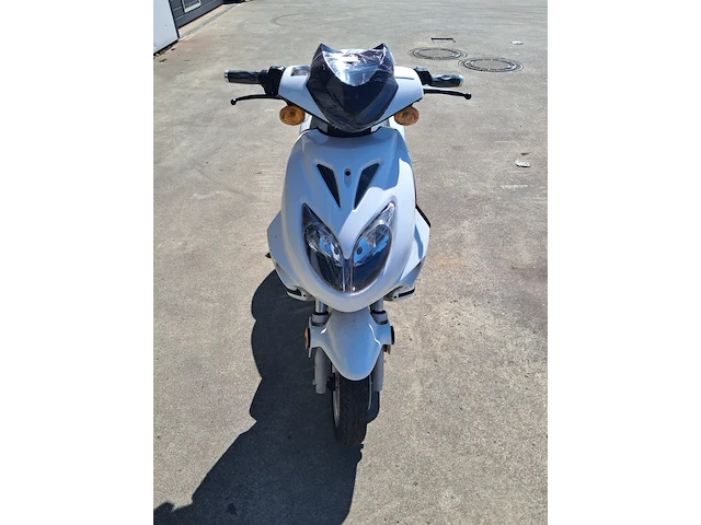 Elektrische scooter, seeyes, wit - afbeelding 18 van  19