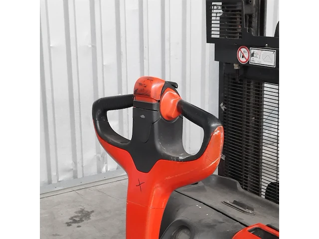 Elektrische stapelaar, linde, d08, 2015 - afbeelding 13 van  14