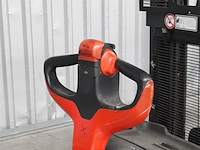 Elektrische stapelaar, linde, d08, 2015 - afbeelding 13 van  14