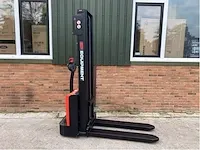 Elektrische stapelaar - afbeelding 12 van  17