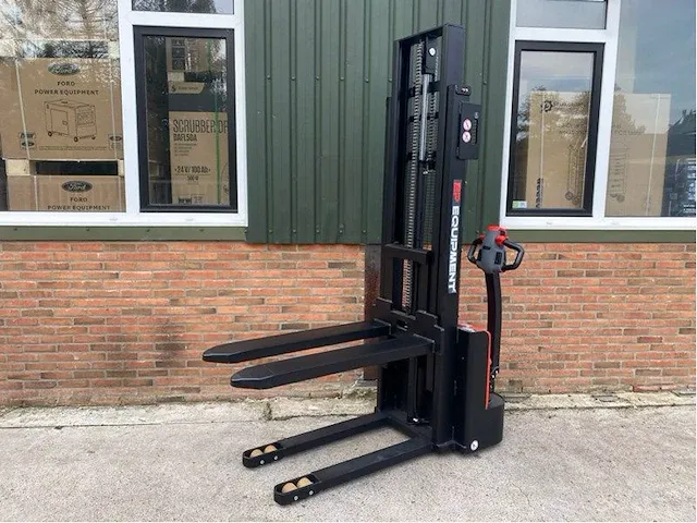 Elektrische stapelaar - afbeelding 16 van  17