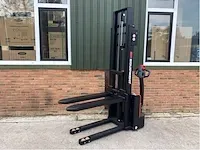 Elektrische stapelaar - afbeelding 16 van  17