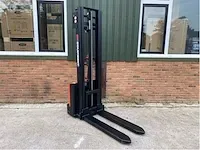 Elektrische stapelaar - afbeelding 13 van  18