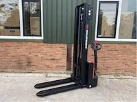 Elektrische stapelaar - afbeelding 15 van  18