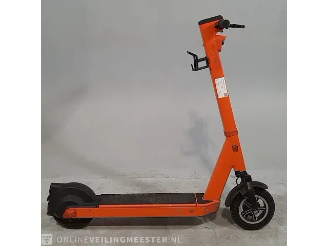 Elektrische step cric, gxa06, bouwjaar 2019 - afbeelding 1 van  19