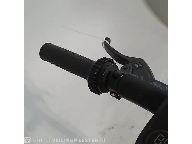 Elektrische step cric, gxa06, bouwjaar 2019 - afbeelding 13 van  19