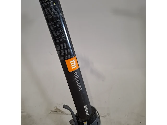 Elektrische step, mi, 3, 2021 - afbeelding 8 van  10