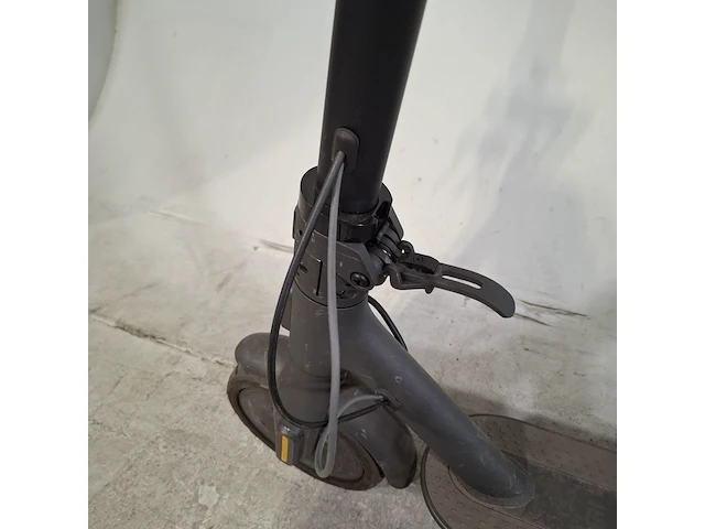 Elektrische step, mi, essential, 2023 - afbeelding 4 van  14