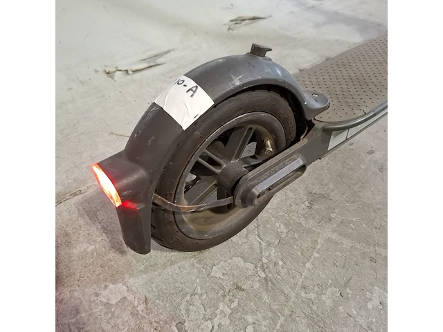 Elektrische step, mi, essential, 2023 - afbeelding 9 van  14