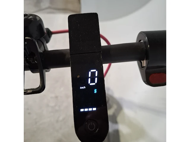 Elektrische step mi, pro 2 ddhbc11neb, bouwjaar 2021 - afbeelding 11 van  13