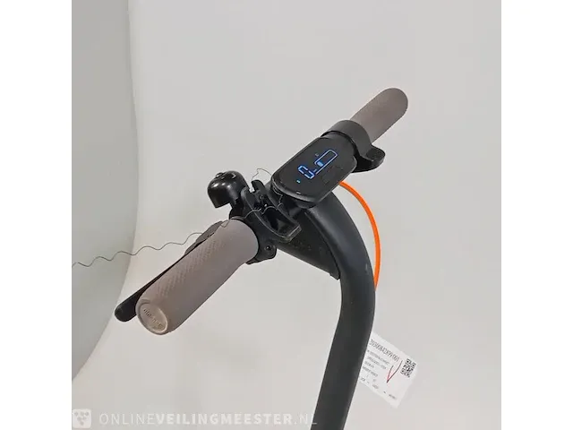 Elektrische step ninebot, 051402e, bouwjaar 2023 - afbeelding 9 van  10