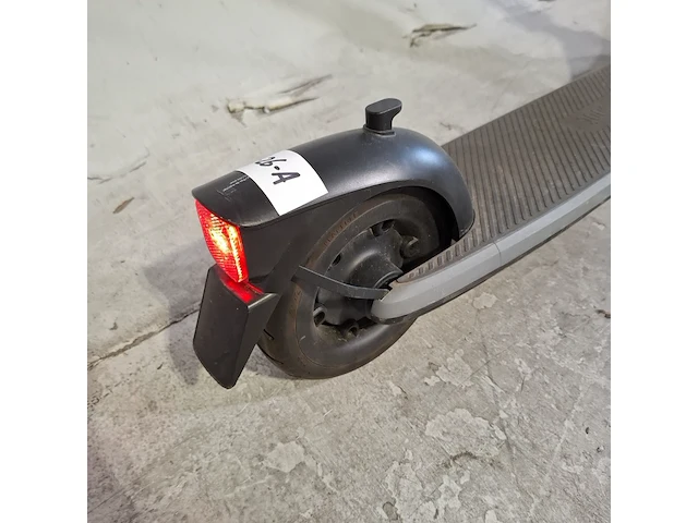 Elektrische step, ninebot, e2, 2023 - afbeelding 9 van  14