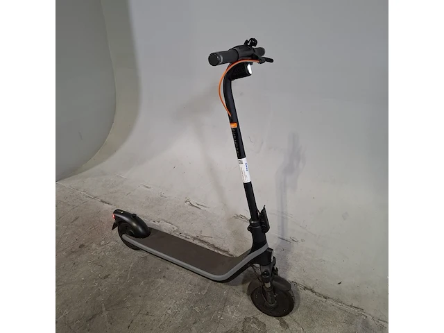 Elektrische step, ninebot, e2 plus ii, 2024 - afbeelding 10 van  16