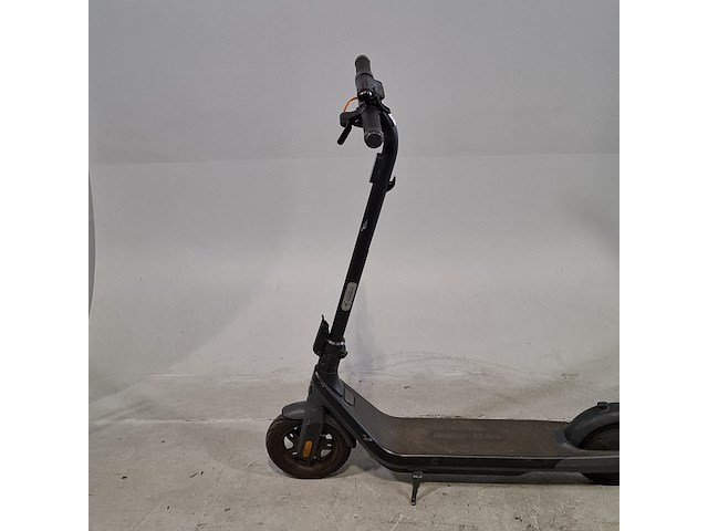 Elektrische step, ninebot, e2 pro - afbeelding 2 van  13