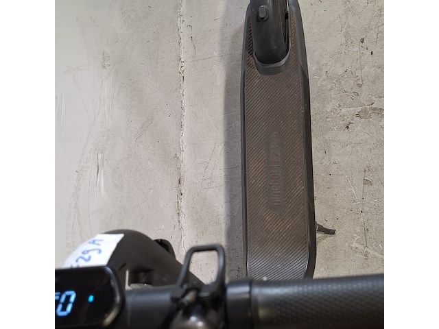 Elektrische step, ninebot, e2 pro - afbeelding 5 van  13