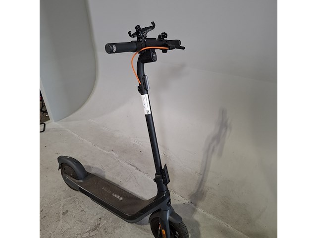 Elektrische step, ninebot, e2 pro - afbeelding 10 van  12