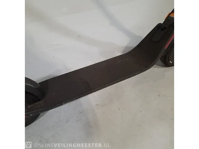 Elektrische step ninebot, e22e - afbeelding 11 van  15