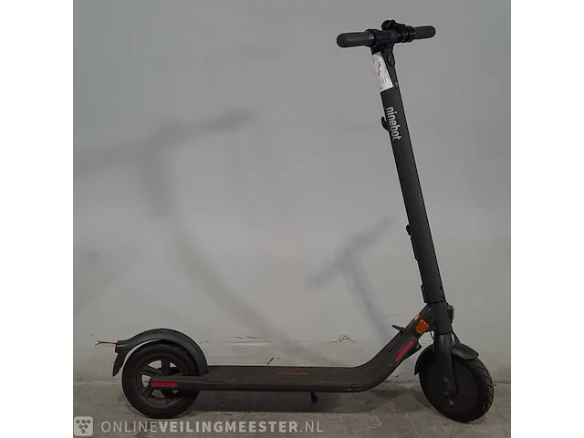 Elektrische step ninebot, e22e - afbeelding 1 van  11