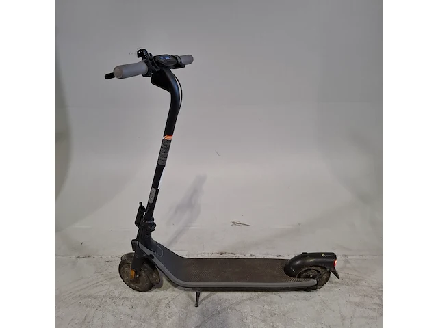Elektrische step, ninebot, kickscooter e2, 2024 - afbeelding 4 van  15