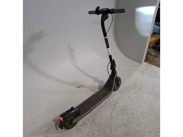Elektrische step, ninebot, kickscooter e2, 2024 - afbeelding 8 van  15