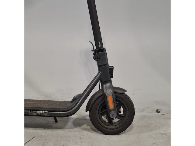 Elektrische step, ninebot, kickscooter f2 - afbeelding 3 van  10