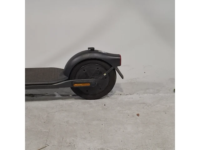 Elektrische step, ninebot, kickscooter f2 - afbeelding 9 van  10