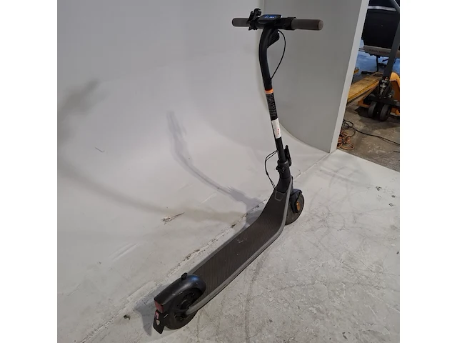 Elektrische step, ninebot - afbeelding 8 van  15
