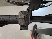 Elektrische step, qm wheel, g9 pro, 2023 - afbeelding 13 van  18