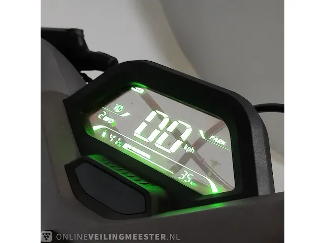 Elektrische step segway, super scooter gt2 / gt2p - afbeelding 7 van  19