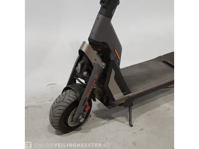 Elektrische step segway, super scooter gt2 / gt2p - afbeelding 10 van  19