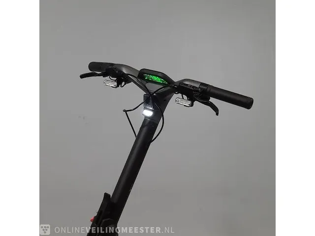 Elektrische step segway, super scooter gt2 / gt2p - afbeelding 11 van  19