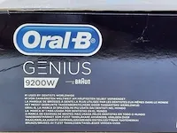 Elektrische tandenbordstel oral-b, genius 9200w d701.545.6xc, bouwjaar 2018 - afbeelding 5 van  11