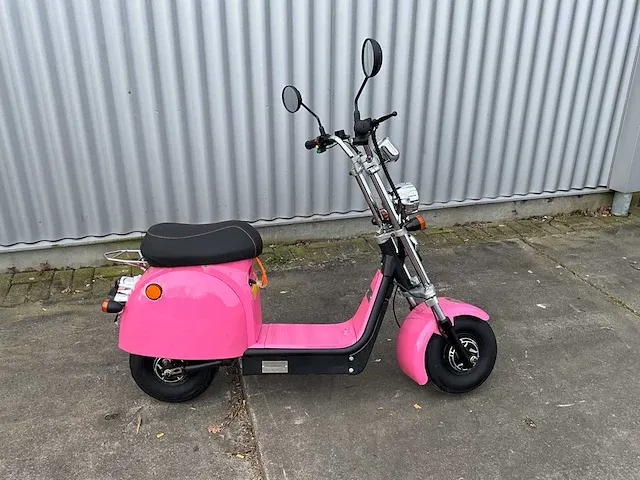 Elektrische trident mini e-scooter - afbeelding 5 van  8