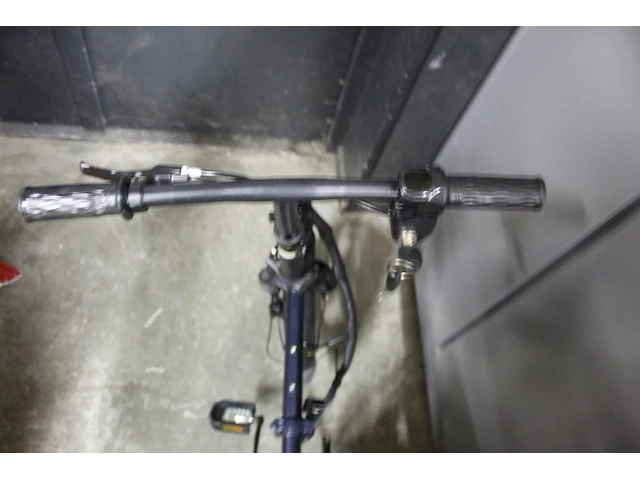 Elektrische vouwfiets enguie. voorzien van verlichting, schijfremmen, acculader ontbreekt - afbeelding 4 van  4