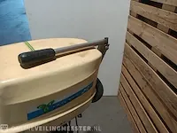 Elektro buitenboordmotor willi, 8 - afbeelding 4 van  12