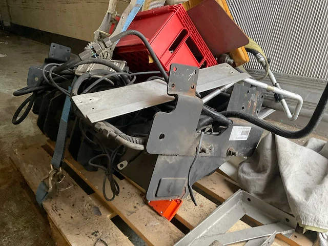 Elektro-hydraulische laadklep - afbeelding 4 van  6