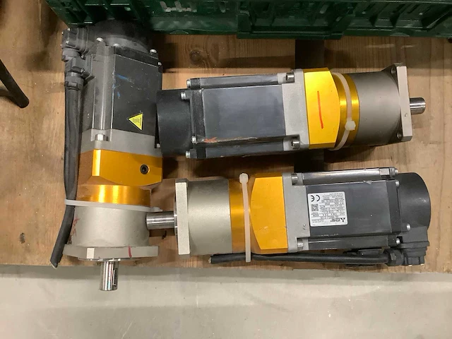 Elektromotor (10x) - afbeelding 2 van  8