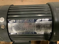 Elektromotor (10x) - afbeelding 8 van  8