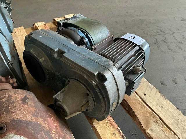 Elektromotor (3x) - afbeelding 6 van  7