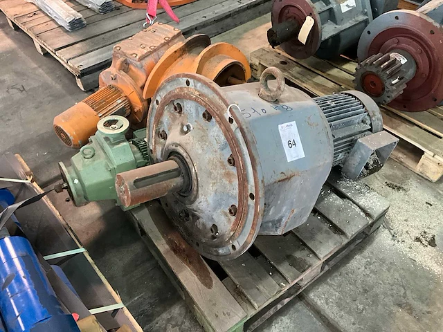 Elektromotor (3x) - afbeelding 1 van  5