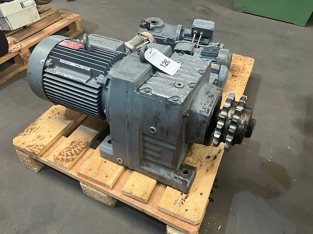Elektromotor (6x) - afbeelding 4 van  7