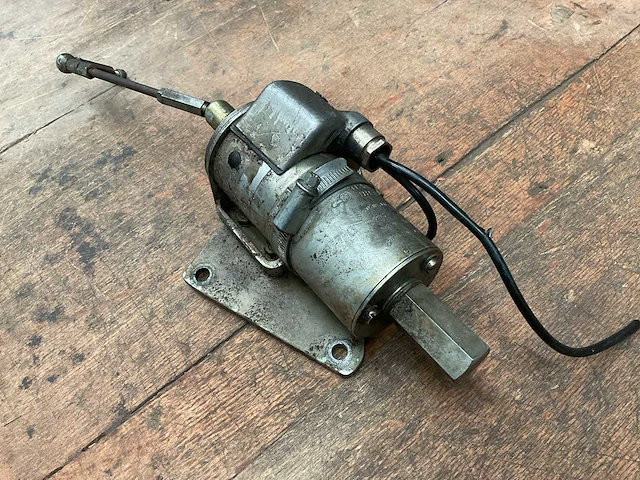 Elektromotor - afbeelding 1 van  3