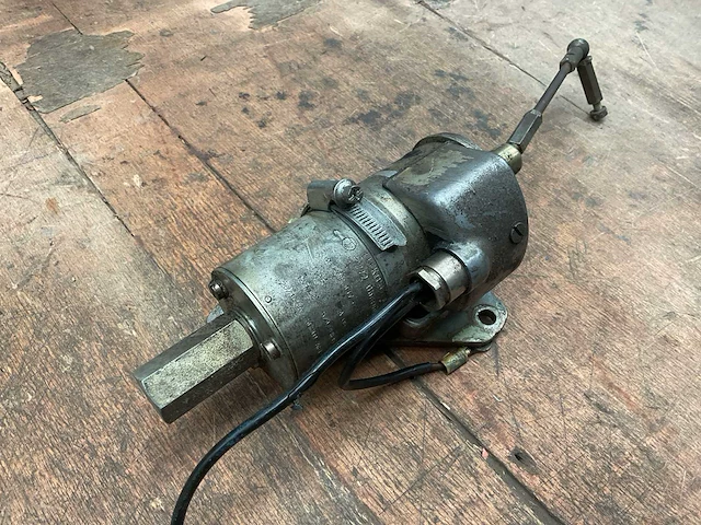 Elektromotor - afbeelding 2 van  3