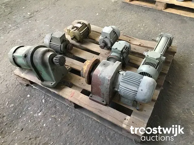 Elektromotor - afbeelding 4 van  11